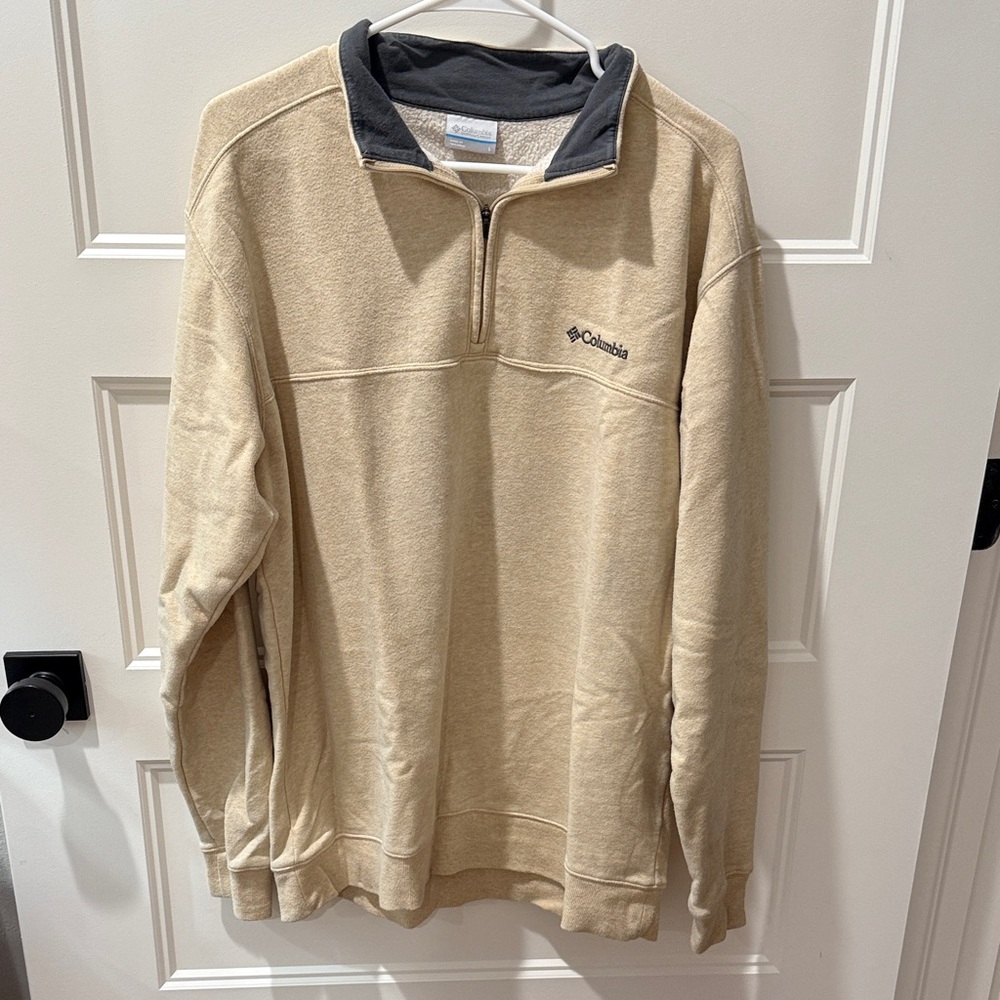 Columbia Men's Tan Zip-Up Sweater